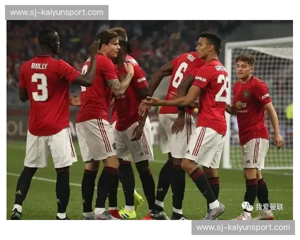 红色森林对阵白玫瑰：跨越时代的英伦足球宿命之战